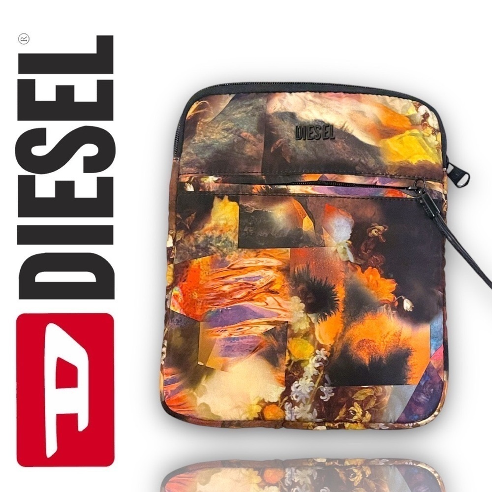 Authentic vintage diesel pouch​​